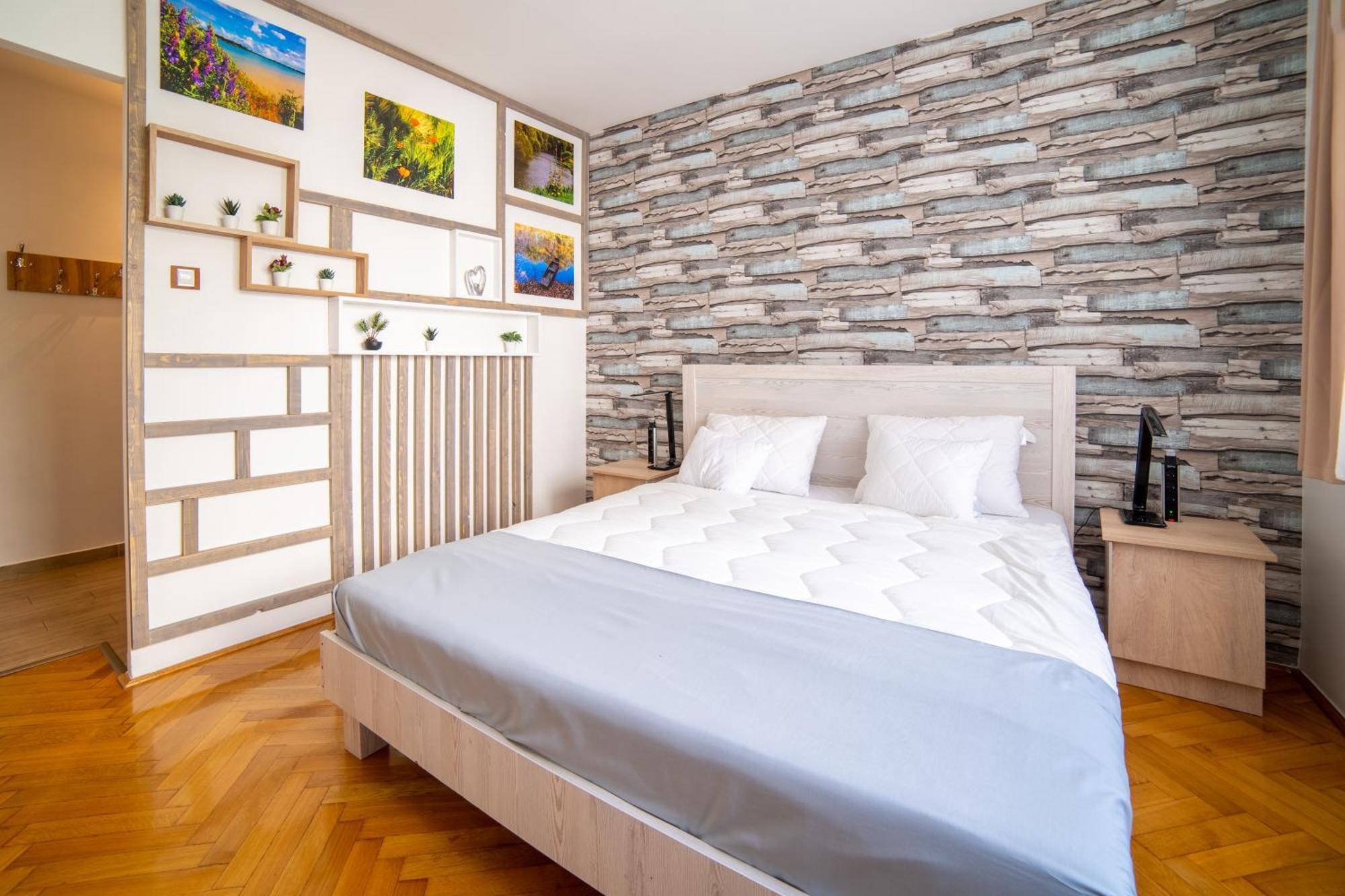 מישקולץ Comfort 14 -- Stylish City Apartment Netflix, Wi-Fi & Parking מראה חיצוני תמונה